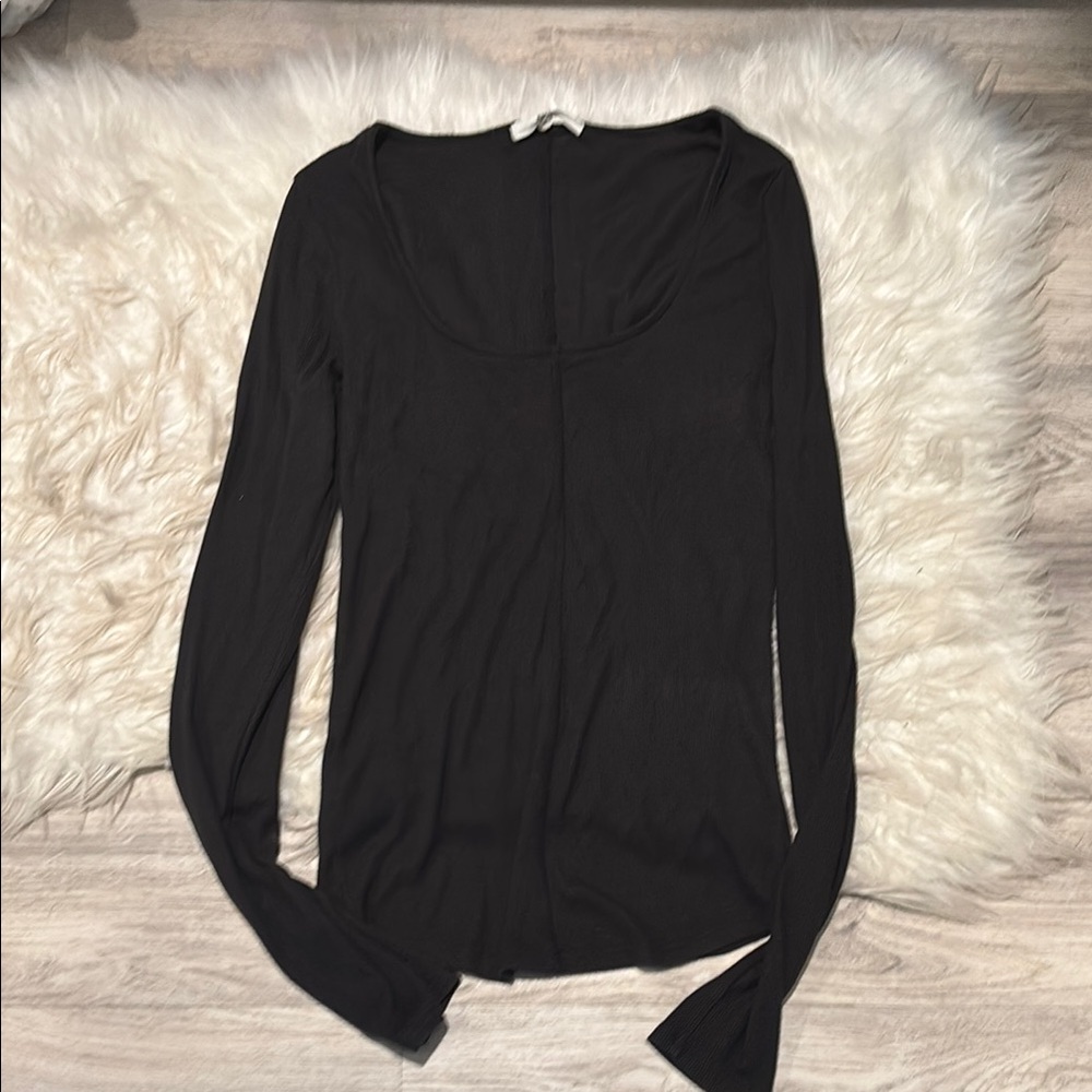 Joah brown Chic Black Long Sleeve Top